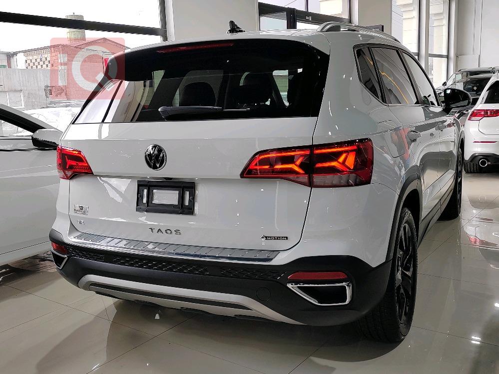 Volkswagen Taos